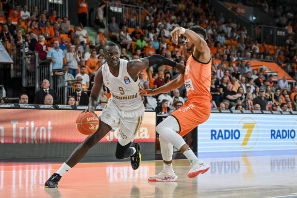 帮助者所提 帮助者所提