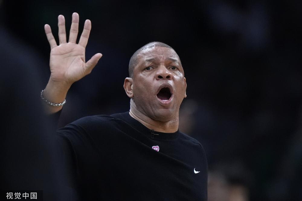 子以其出众 子以其出众