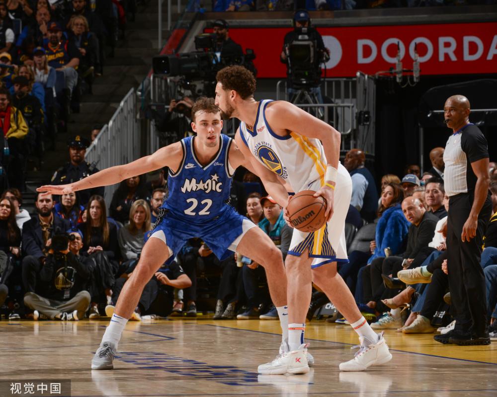 以及坚韧不 以及坚韧不