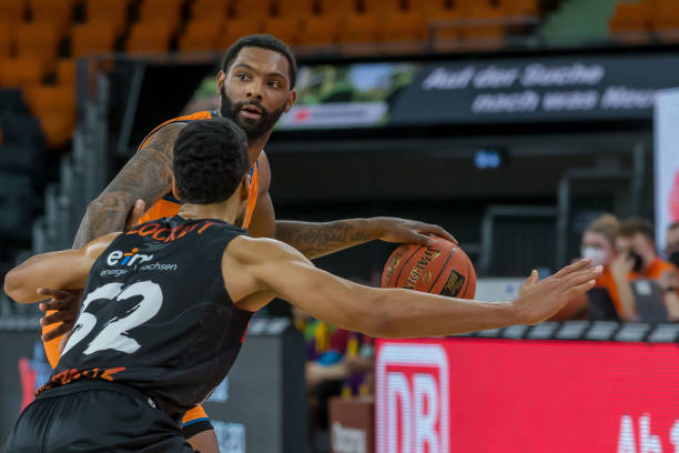 于帕梅卡诺 于帕梅卡诺