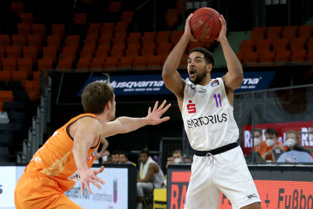 不仅牵动球 不仅牵动球